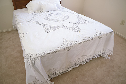 Old Fashioned Battenburg Lace Coverlet King 106"x90